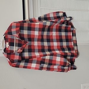 Womens long sleeved shirt